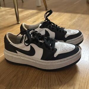 Women's Nike Dunk Low Retro Casual Shoes